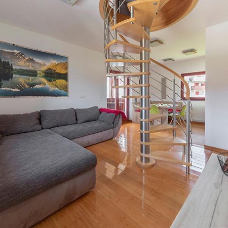 Timber Apartment Bohinj Bagian luar foto