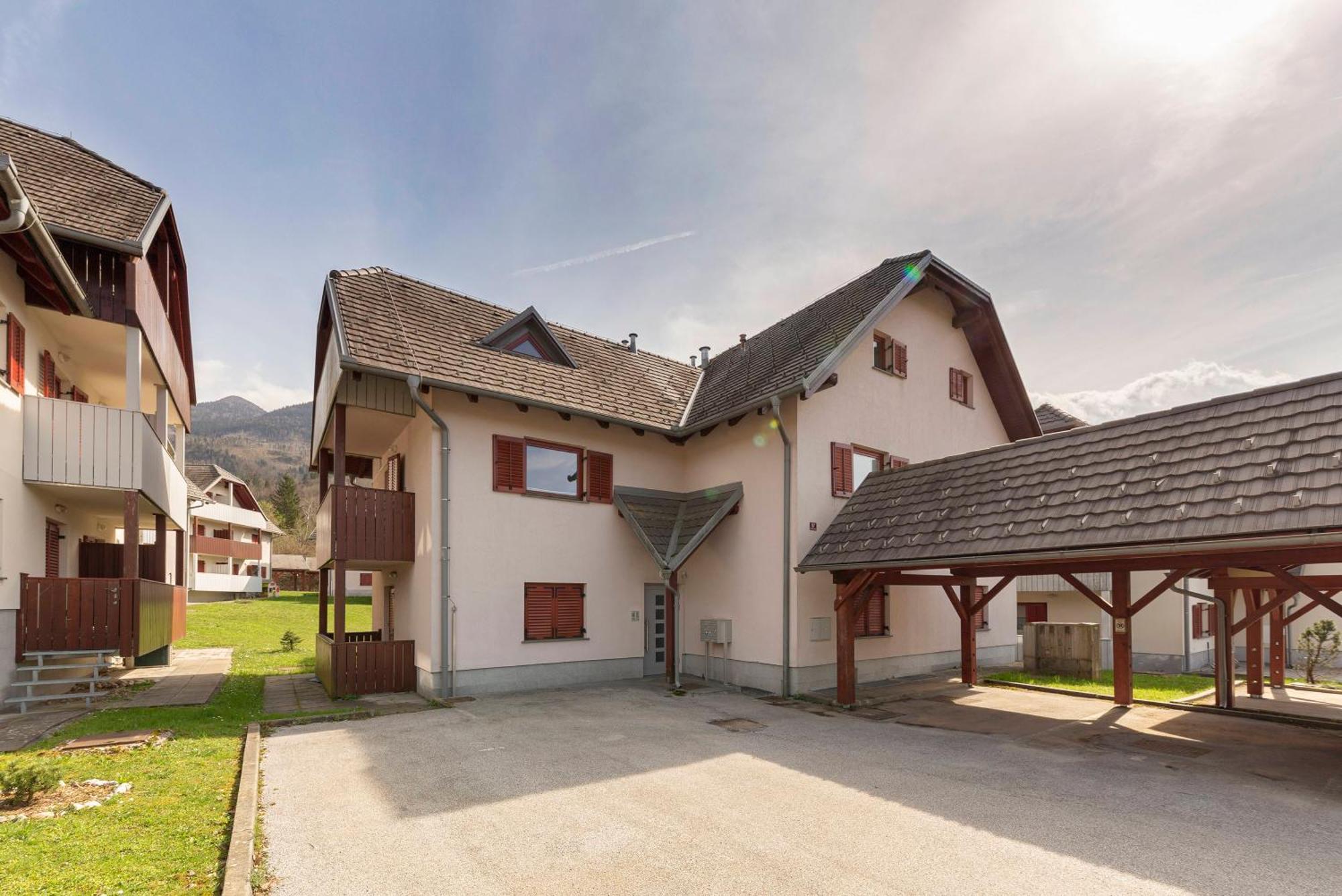 Timber Apartment Bohinj Bagian luar foto